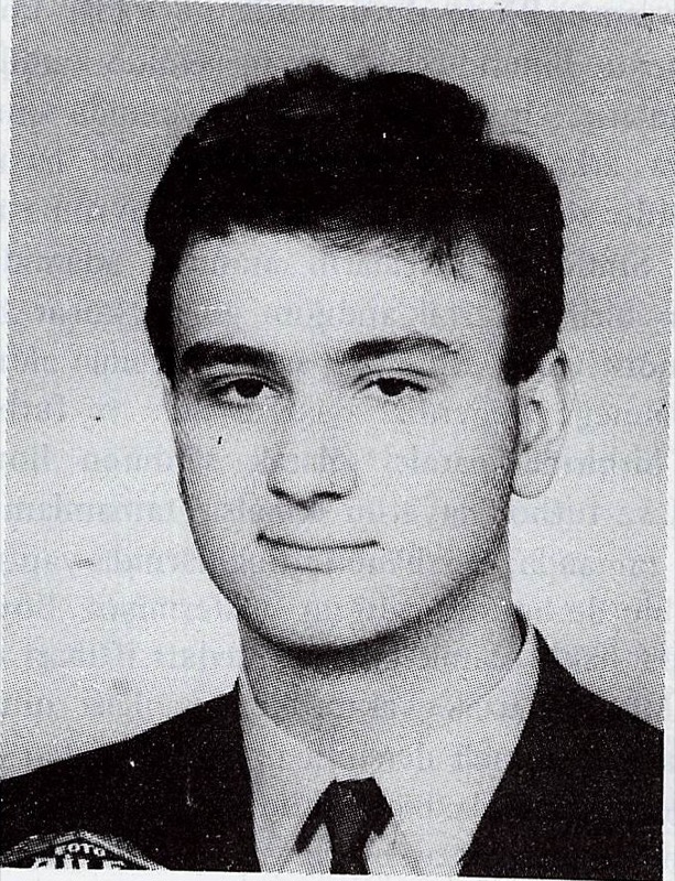 Mete Çakmakçı, 1986 yıllığı fotoğrafı