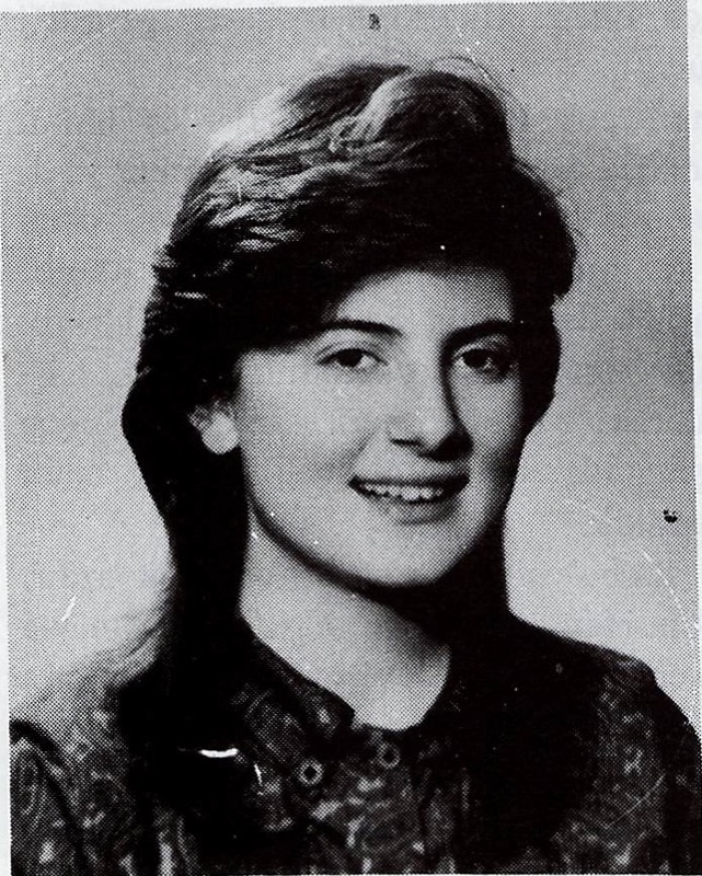 Esra Özdemir, 1986 yıllığı fotoğrafı