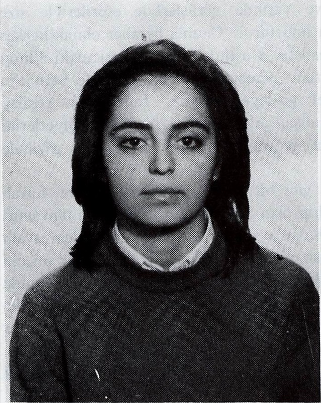 Ayşe Ayas, 1986 yıllığı fotoğrafı