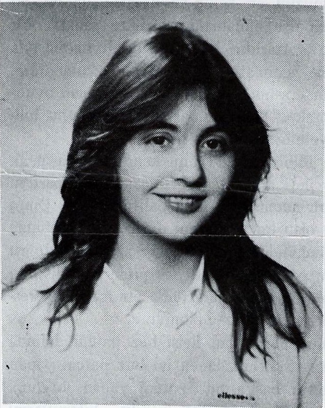 Demet Şenyay, 1986 yıllığı fotoğrafı