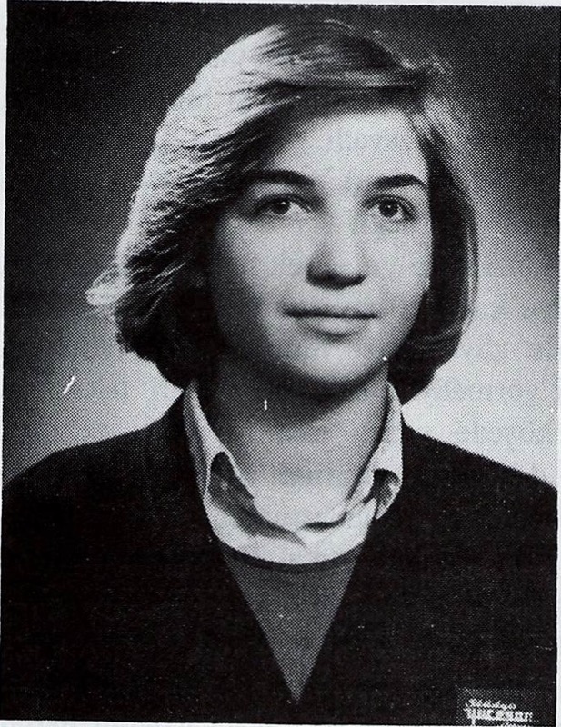 Ebru Sungurlu, 1986 yıllığı fotoğrafı