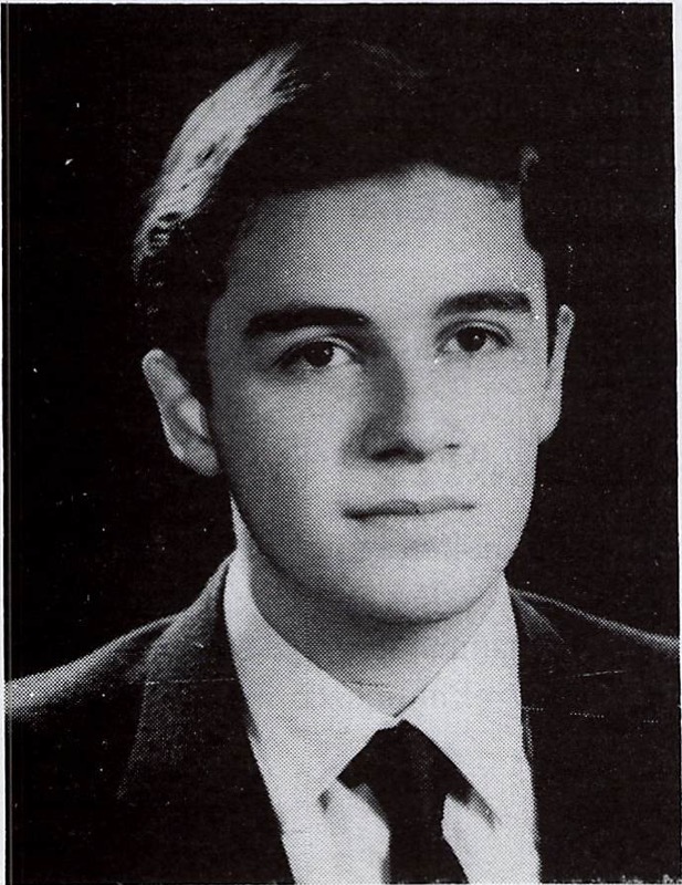 Mert Sungur, 1986 yıllığı fotoğrafı