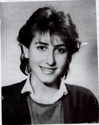 Yelda Özel